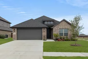 148 Trinity St, Grandview, TX 76050 - Photo 1