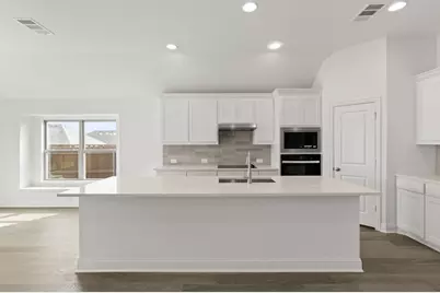 148 Trinity Street, Grandview, TX 76050 - Photo 4