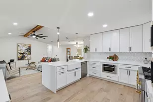 6333 Town Hill Ln, Dallas, TX 75214 - Photo 12