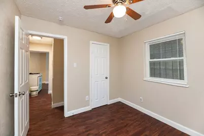 1037 E Tucker Street #102, Fort Worth, TX 76104 - Photo 10