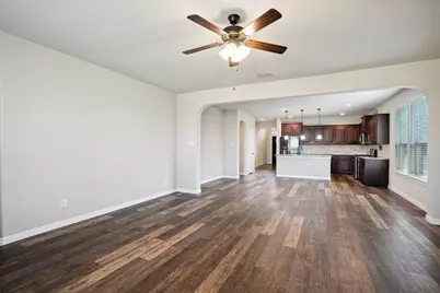 512 Lindisfarne Lane, Saginaw, TX 76131 - Photo 4