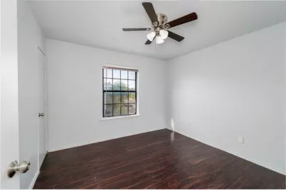 4951 Miller Avenue, Fort Worth, TX 76119 - Photo 6