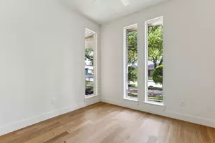 9219 Windy Crest Dr, Dallas, TX 75243 - Photo 16