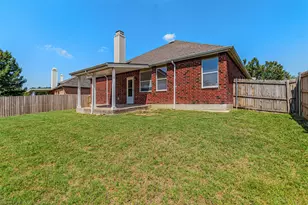 4026 Carrington Dr, Garland, TX 75043 - Photo 32