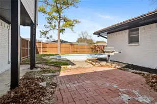 2325 Regal Rd, Plano, TX 75075 - Photo 34