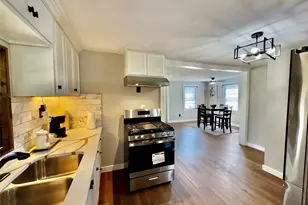 319 Lowe St, Palestine, TX 75803 - Photo 16