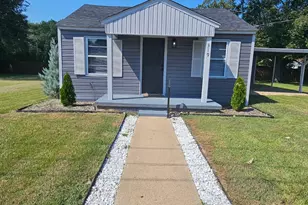 319 Lowe St, Palestine, TX 75803 - Photo 2