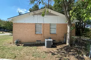 1325 Woodcrest Dr, Mesquite, TX 75149 - Photo 4