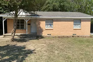 1325 Woodcrest Dr, Mesquite, TX 75149 - Photo 2
