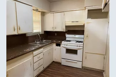 1325 Woodcrest Drive, Mesquite, TX 75149 - Photo 12