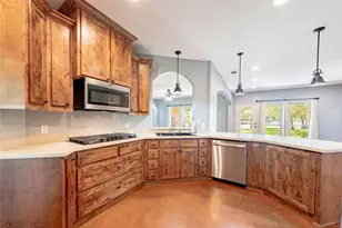 3597 Pedernales, Athens, TX 75752 - Photo 6