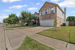 2433 Galemeadow Dr, Fort Worth, TX 76123 - Photo 4
