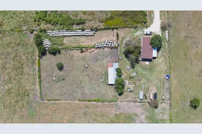 1250 Franklin Road, Eddy, TX 76524 - Photo 10