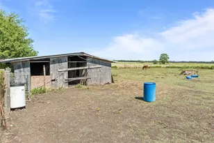 1250 Franklin Rd, Eddy, TX 76524 - Photo 38