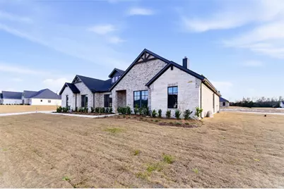 1445 Julian Drive, Van Alstyne, TX 75495 - Photo 4