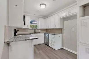 7713 Deaver Dr, North Richland Hills, TX 76180 - Photo 10