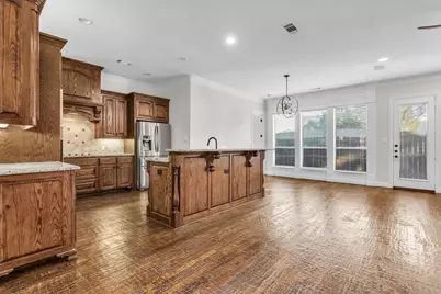 7129 Stone Villa Circle, North Richland Hills, TX 76182 - Photo 10