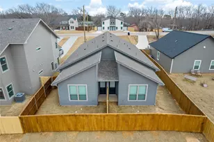 1301 S Bells Ave, Denison, TX 75020 - Photo 20