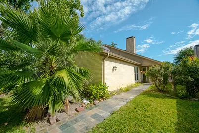 14816 Sopras Circle, Addison, TX 75001 - Photo 2