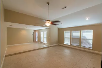 14816 Sopras Circle, Addison, TX 75001 - Photo 6