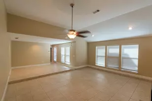 14816 Sopras Cir, Addison, TX 75001 - Photo 6