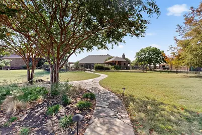 1221 E Secretariat Drive, Terrell, TX 75160 - Photo 38