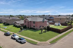 3101 Silver Creek Dr, Mesquite, TX 75181 - Photo 2