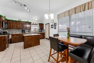 305 Ravenna Rd, Lake Dallas, TX 75065 - Photo 4