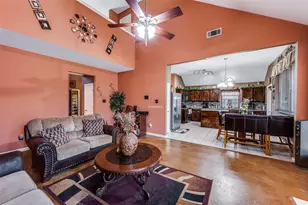 305 Ravenna Rd, Lake Dallas, TX 75065 - Photo 12