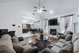 305 Ravenna Rd, Lake Dallas, TX 75065 - Photo 14