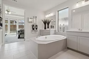 701 Prairie Ct, Little Elm, TX 75068 - Photo 22