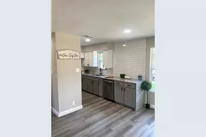 729 Hettie Street, Denton, TX 76209 - Photo 2