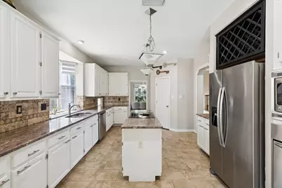 617 Highland Meadows Drive, Highland Village, TX 75077 - Photo 8