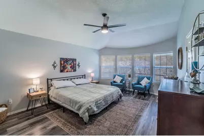 6405 Redstone Drive, Arlington, TX 76001 - Photo 10