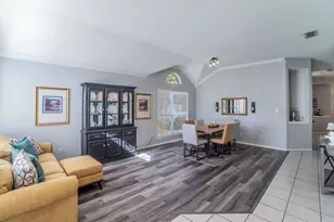 6405 Redstone Dr, Arlington, TX 76001 - Photo 4