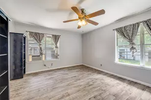 1706 W College St, Sherman, TX 75092 - Photo 14