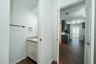 2811 Burlwood Dr, Dalworthington Gardens, TX 76016 - Photo 28