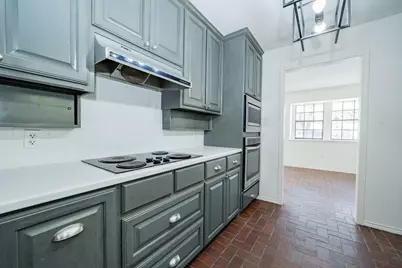 2811 Burlwood Drive, Dalworthington Gardens, TX 76016 - Photo 12