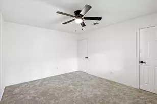 7011 Gunston Ln, Arlington, TX 76017 - Photo 28