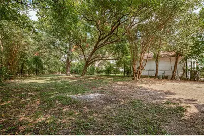 1711 Lebanon Avenue, Dallas, TX 75208 - Photo 24