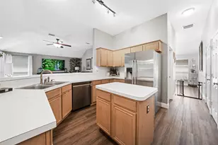 106 Stanbury St, Mansfield, TX 76063 - Photo 8