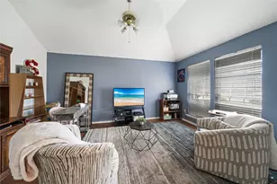 106 Stanbury St, Mansfield, TX 76063 - Photo 2