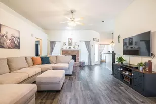 3029 Canary Ln, Midlothian, TX 76065 - Photo 4