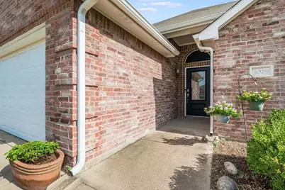 3029 Canary Lane, Midlothian, TX 76065 - Photo 2