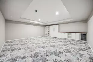 9406 Mill Hollow Dr, Dallas, TX 75243 - Photo 30