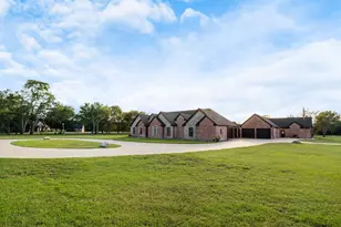 3179 Co Rd 3307, Greenville, TX 75402 - Photo 2