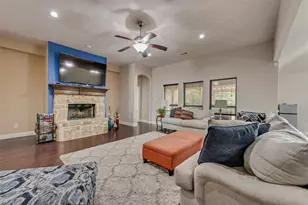 202 Debbie Way, Red Oak, TX 75154 - Photo 12