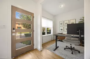 1727 Caddo St, Dallas, TX 75204 - Photo 4