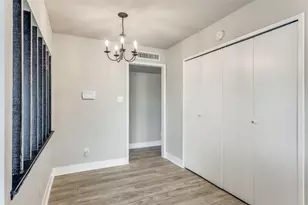 1333 Steinburg Ln, Fort Worth, TX 76134 - Photo 8