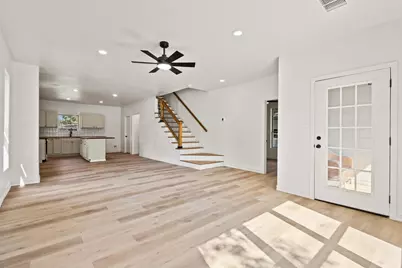 831 W Owing Street, Denison, TX 75020 - Photo 6